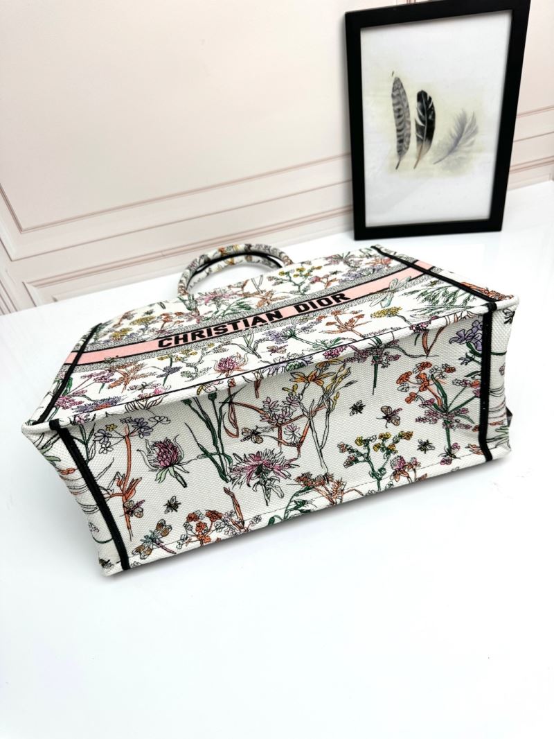 chr1st1an D10r shopping bags
